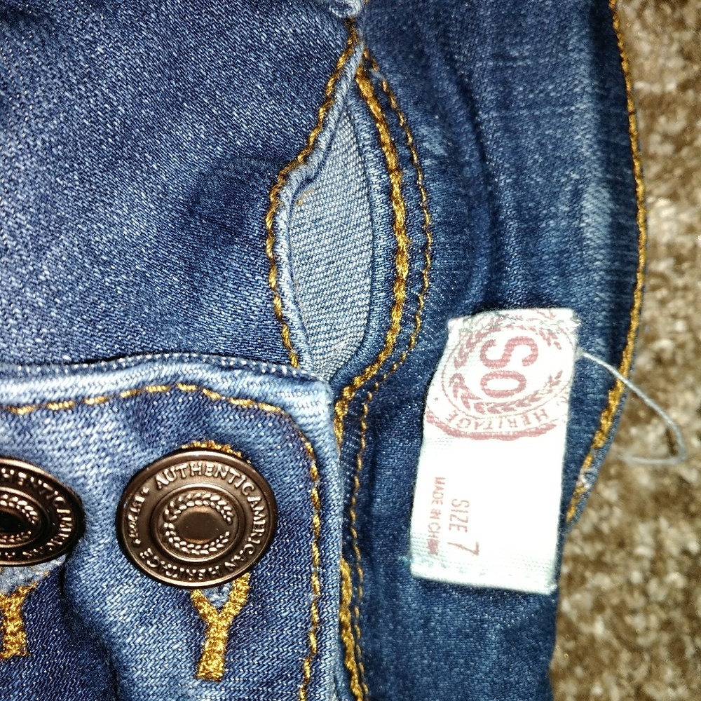 Capris - Picture 3 of 3